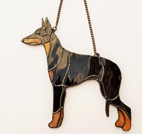 Angielski Toy Terier  -  zawieszka witrażowa