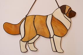 Owczarek kaukaski - zawieszka witrażowa