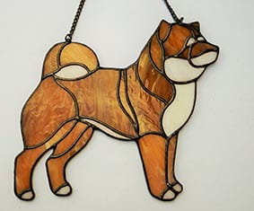 Shiba  - zawieszka witrażowa 