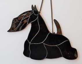 Terier szkocki - zawieszka witrażowa 