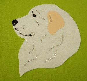 Pirenejski pies górski - aplikacja filcowa 