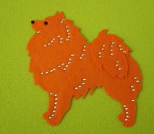 Szpic niemiecki mały - aplikacja filcowa do samodzielnego montażu 