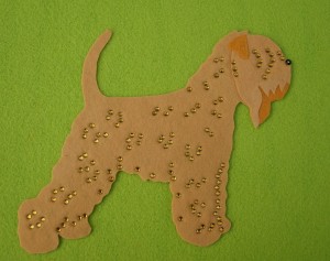 Irish Soft Coated Wheaten Terrier felt aplication for self-assembly 