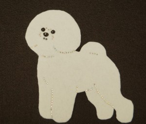 Bichon Frisé felt aplication for self-assembly 