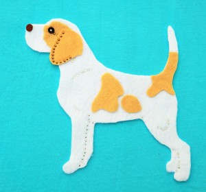 Beagle felt aplication for self-assembly 