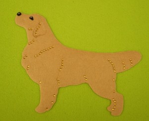 Golden retriever felt aplication for self-assembly 