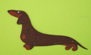 Dachshund  Short- haired felt aplication for self-assembly 